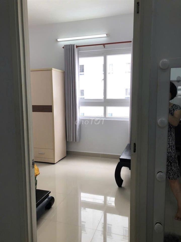 Gia đình mình cần bán căn hộ 72m² tại Topaz Garden.
