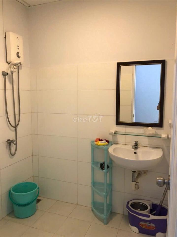 Gia đình mình cần bán căn hộ 72m² tại Topaz Garden.