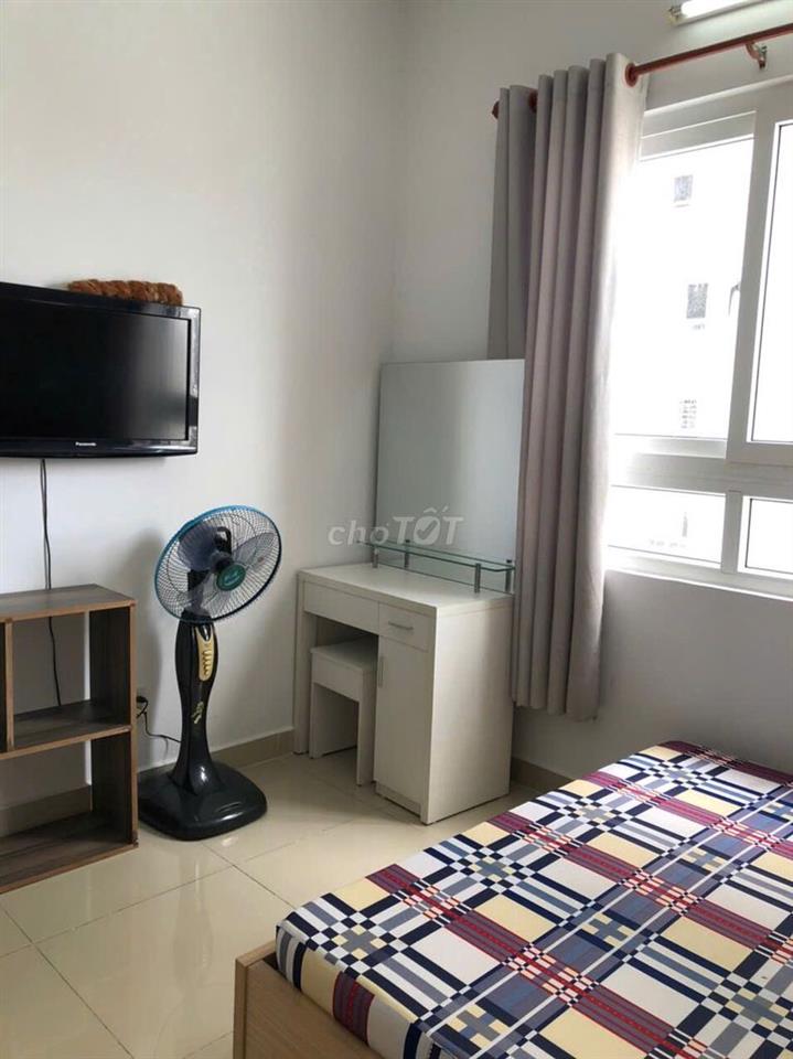 Gia đình mình cần bán căn hộ 72m² tại Topaz Garden.