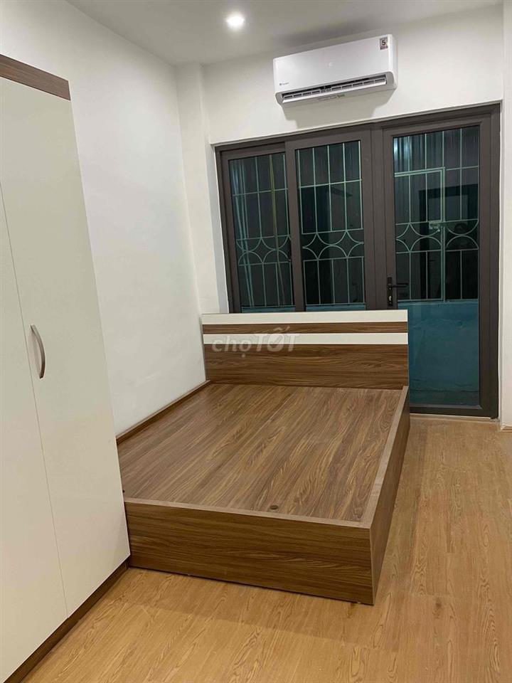 nhà mới 4 tầng 5 ngủ , 4 VS, 1 bếp, 1 khách full đồ