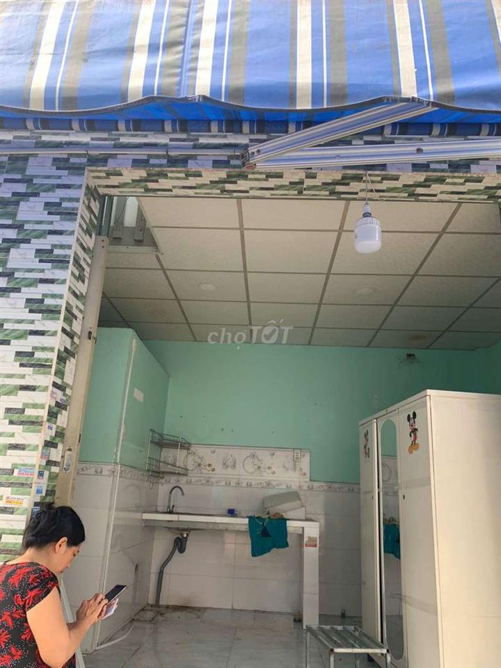 Chính chủ cho thuê nhà hẻm xe hơi, đường Lê Trọng Tấn, Bình Tân
