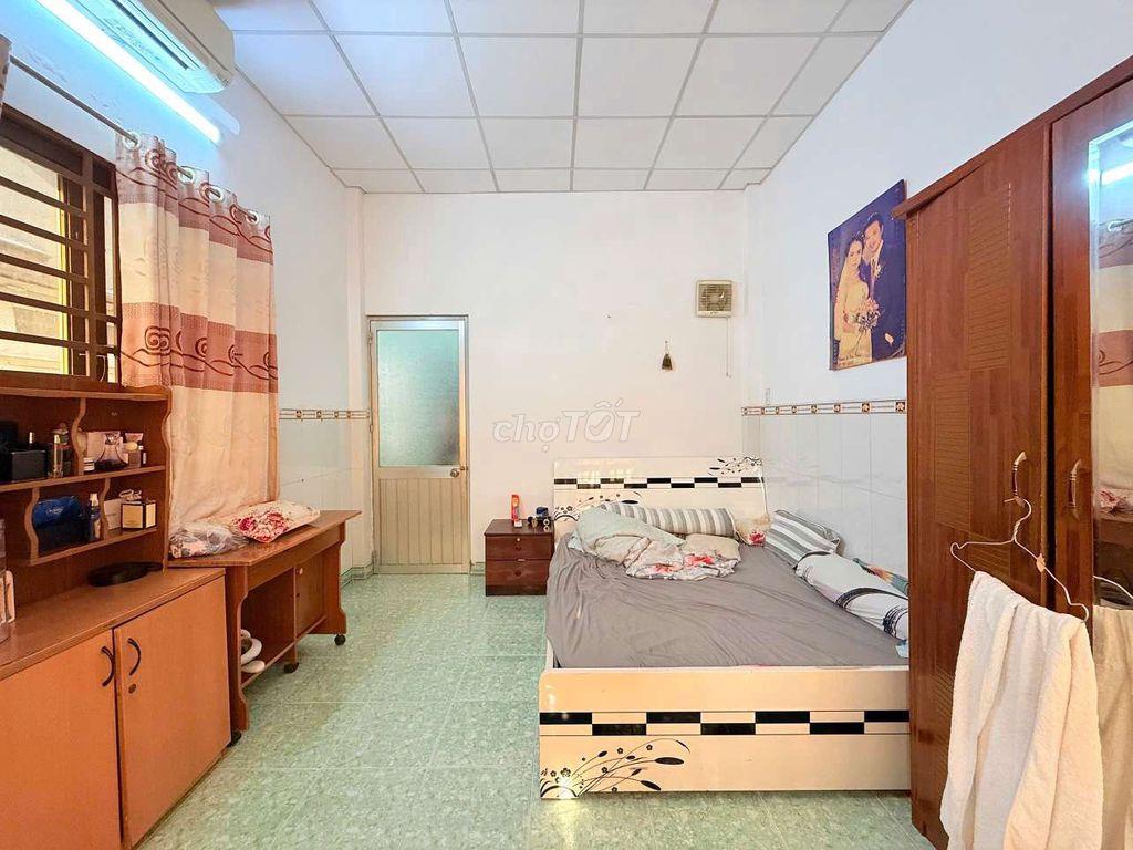 nhà gò vâp shr