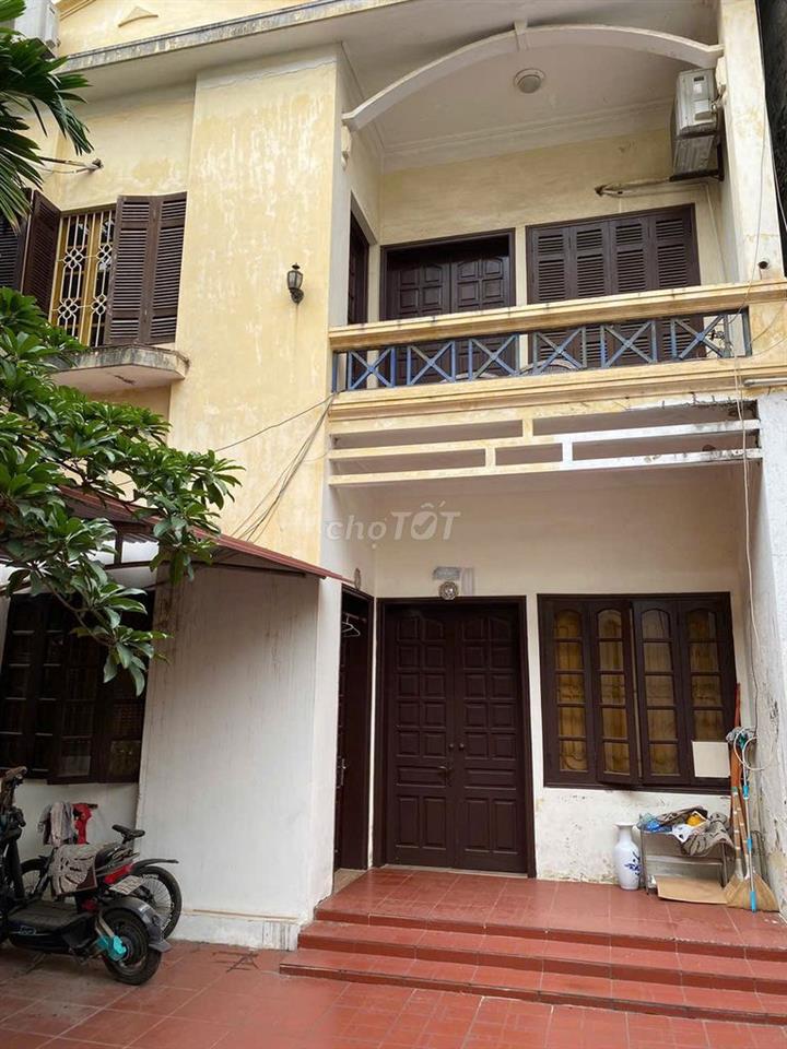 Cho thuê nhà văn phòng