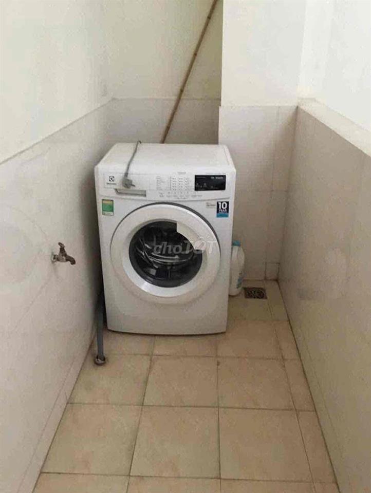 10 Triệu - 2 oto tránh - 3 Ngủ - Trương Định cho thuê nguyên căn