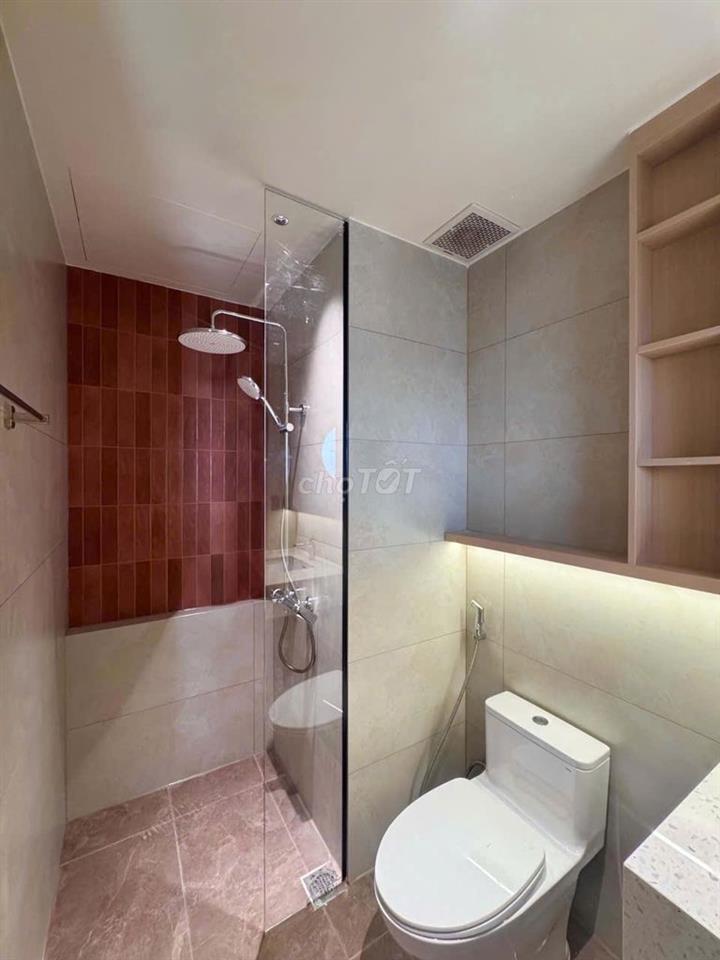 STUDIO FULL NỘI THẤT CAO CẤP TẦNG 20 - BAN CÔNG VIEW BIỂN