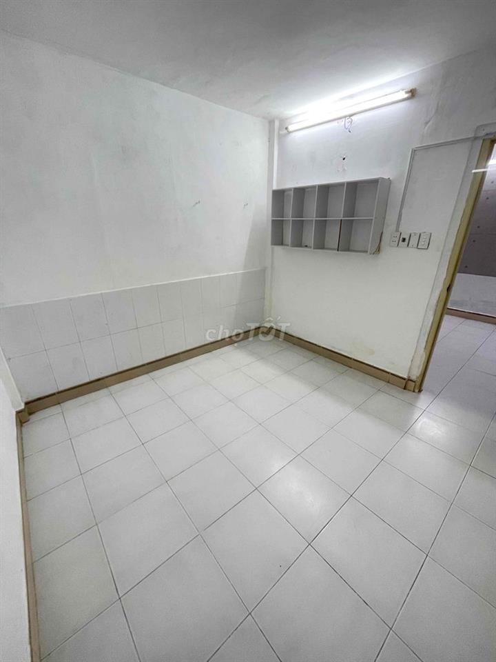 PHÒNG TRỐNG NHÀ CHUNG CƯ THANH ĐA BÌNH THẠNH