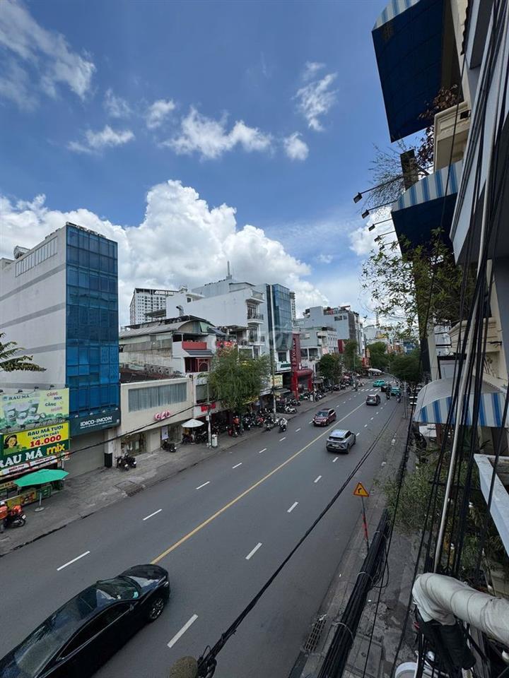 CHO THUÊ CĂN HỘ DỊCH VỤ MẶT ĐƯỜNG NGUYỄN GIA TRÍ - BÌNH THẠNH