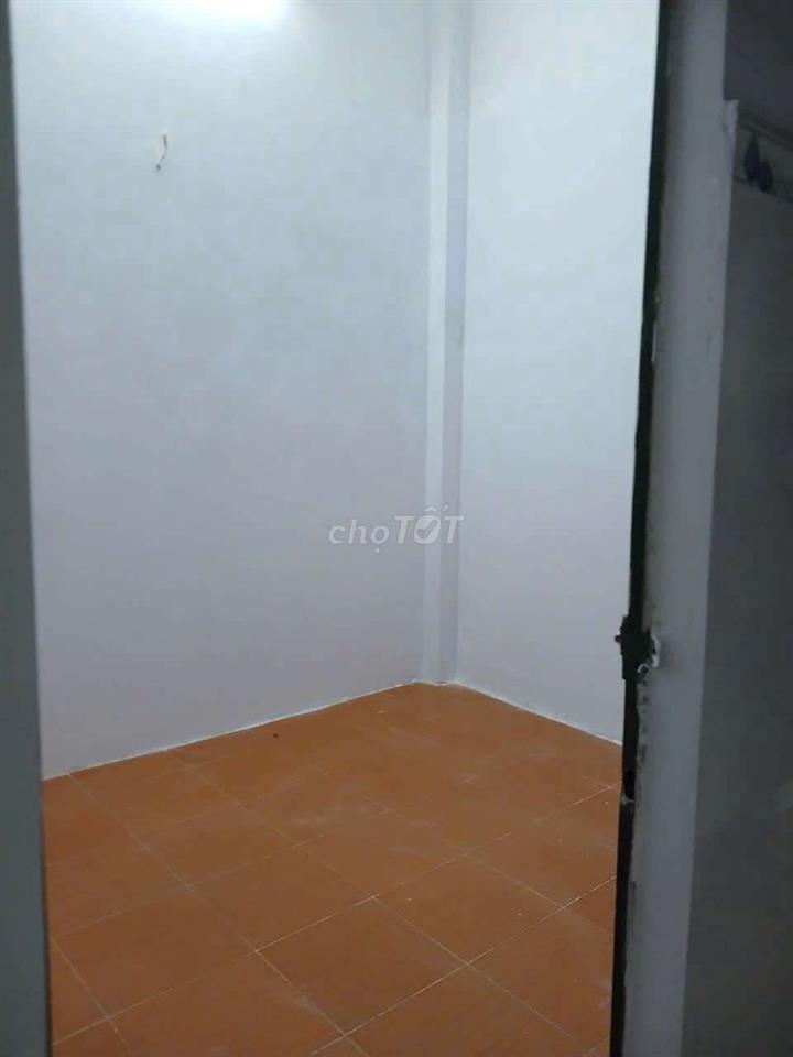 nhà thuê gần trường Phan Chu Trinh   4,5×13vs,giá thuê 9tr,  