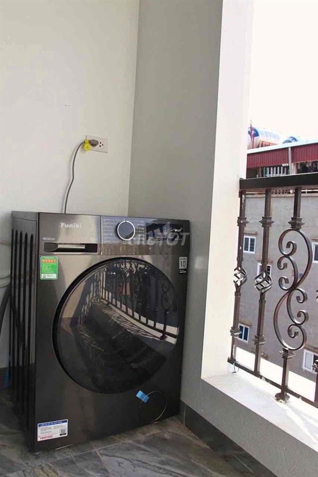 CĂN HỘ 1PN Ô TÔ ĐỖ CỬA TẠI TRUNG KÍNH