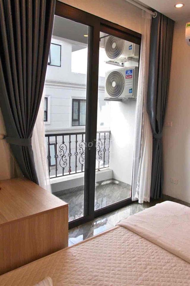 CĂN HỘ 1PN Ô TÔ ĐỖ CỬA TẠI TRUNG KÍNH