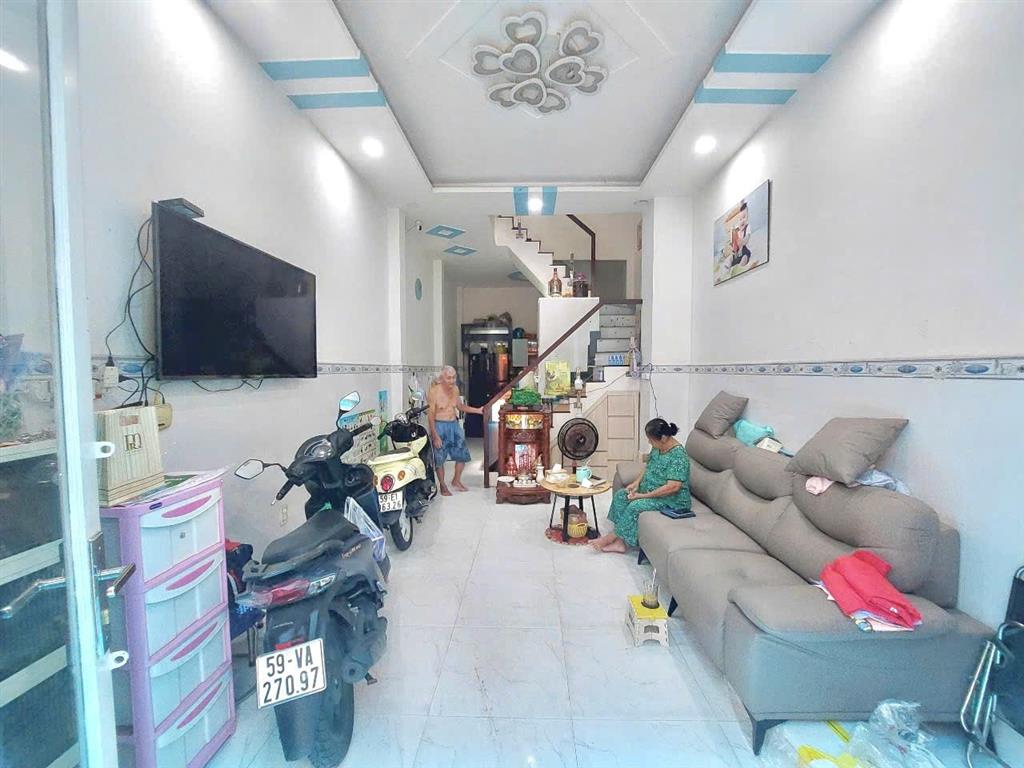 6,58 TỶ – 4PN – 3 TẦNG – HẺM Ô TÔ – CHỈ 50M RA MẶT TIỀN DƯƠNG QUẢNG HÀM!