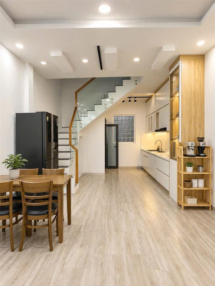 NHÀ 2 MẶT TIỀN PHAN VĂN TRỊ -P10 - GÒ VẤP – 50M² (4x12,5M) – Ô TÔ VÀO NHÀ -NỘI THẤT XỊN –