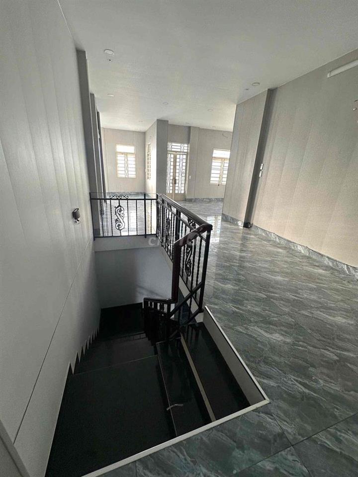 CHO THUÊ NHÀ  MẶT TIỀN QUỐC LỘ 50 - BÌNH CHÁNH