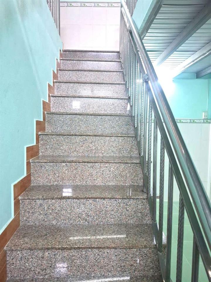 Cho thuê nhà nguyên căn 125m2 gần chợ Vĩnh Lộc