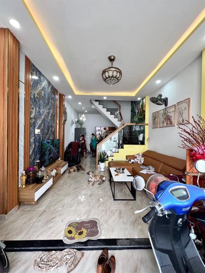🔥 NHÀ MỚI 4 TẦNG 4 XÃ – SÁT TÂN PHÚ – HẺM 6M – GIÁ 5 TỶ  HƠN XÍU XIU