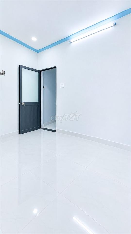 Nhà đẹp ở ngay khu Lê Văn Quới, 4 Xã - 2 tầng BTCT - 32m² Chỉ 3 tỷ xíu