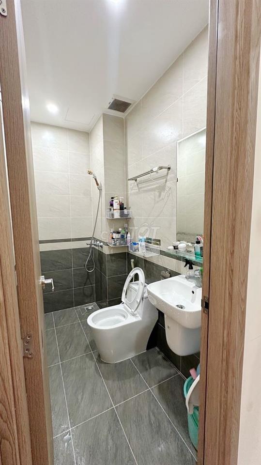 CHO THUÊ NHÀ NGUYÊN CĂN 2PN, 3WC hướng Nam