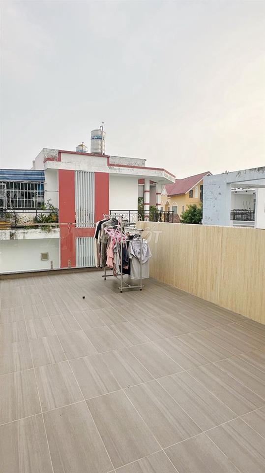CHO THUÊ NHÀ NGUYÊN CĂN 2PN, 3WC hướng Nam