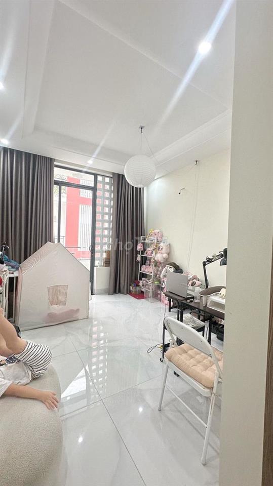 CHO THUÊ NHÀ NGUYÊN CĂN 2PN, 3WC hướng Nam