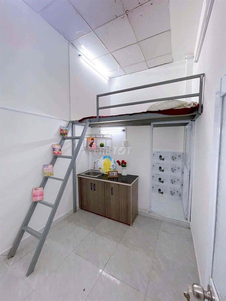tìm nữ ở ghép