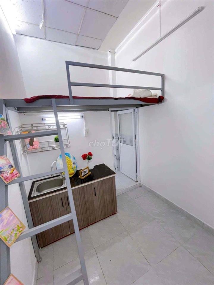 tìm nữ ở ghép