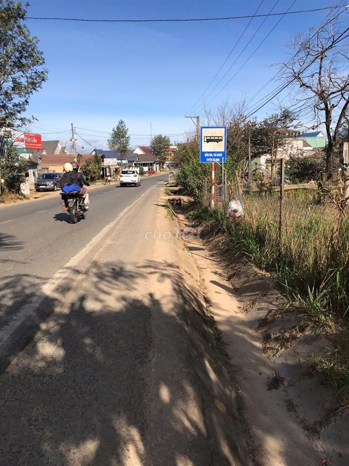 BÁN 1.869M ĐẤT MẶT TIỀN QL27C  400M ĐẤT Ở  KHU ĐẠ NHIM, LẠC DƯƠNG