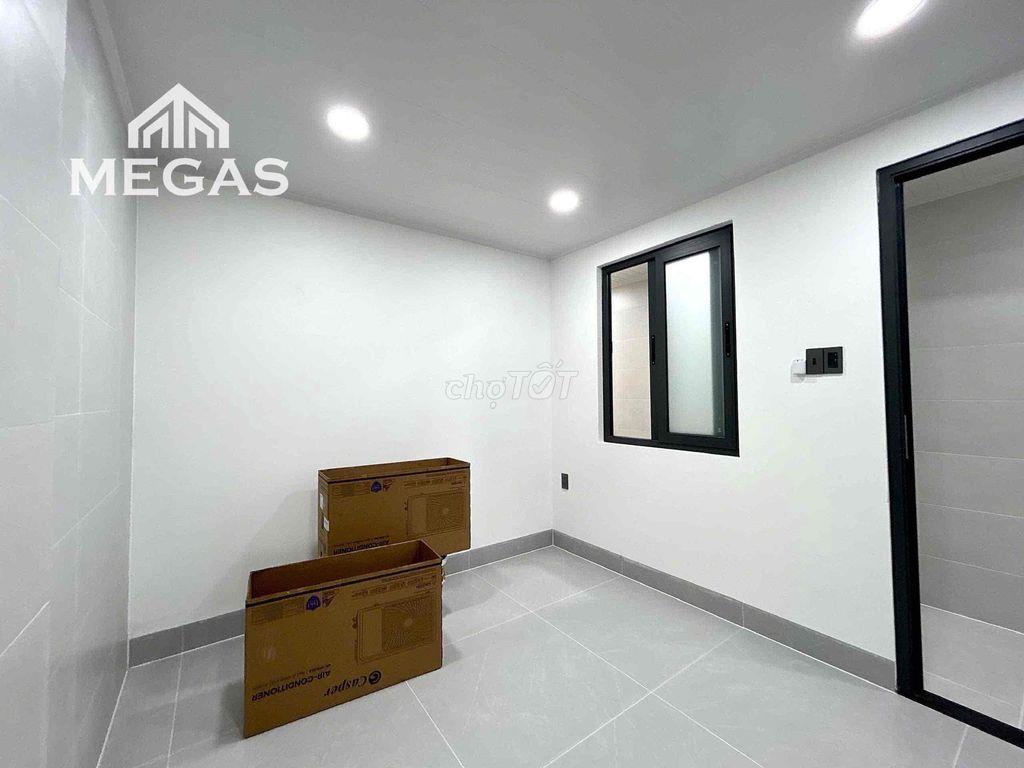 Nhà nguyên căn ngay mặt tiền Nguyễn Cửu Vân