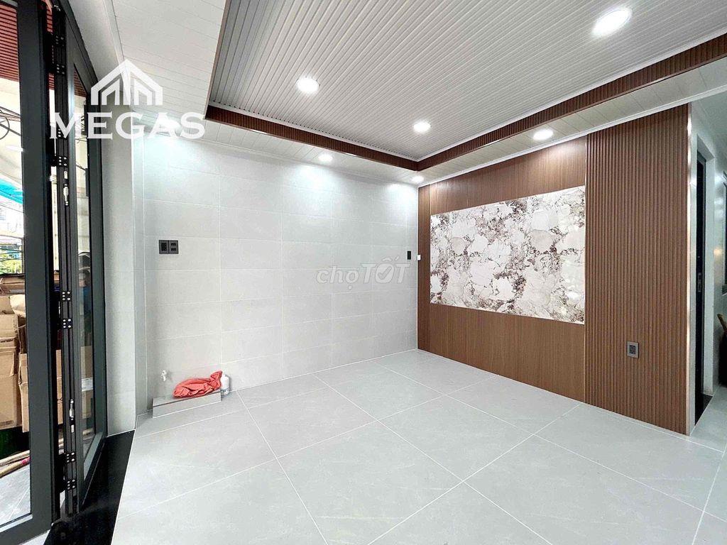Nhà nguyên căn ngay mặt tiền Nguyễn Cửu Vân