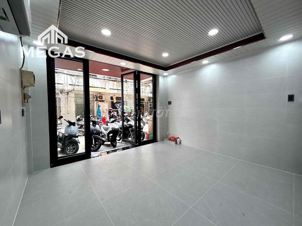 Nhà nguyên căn ngay mặt tiền Nguyễn Cửu Vân