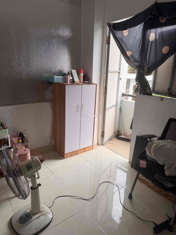 Phòng Trọ 3tr2 Đặng thuỳ trâm gần VLU CS3