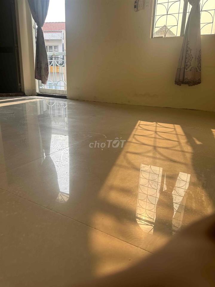 phòng sạch sẽ thoáng mát