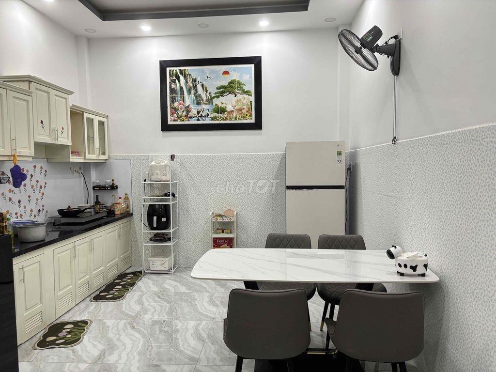 Nhà hẻm xe hơi tại Lê Đức Thọ, Gò Vấp, 4x12, 3 lầu, 5 pn, 7 tỷ TL