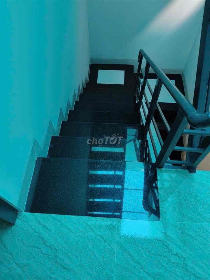 Cho thuê nhà nguyên căn Bạch Đằng P14 Bình Thạnh – 4x18m – 4PN – 16tr