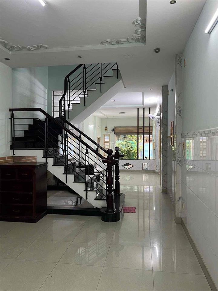 NHÀ 3PN HẺM Ô TÔ – GẦN ĐH VĂN LANG, TRƯỜNG HỌC – BÌNH LỢI TRUNG – 17TR