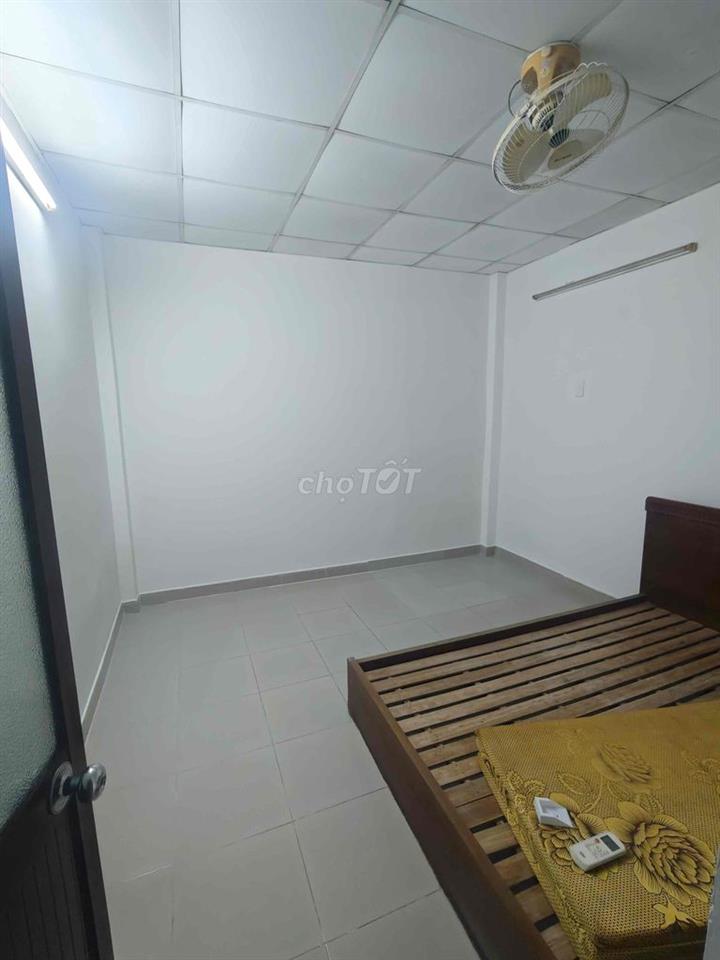 Cho thuê nhà nguyên căn đường Quang Trung
