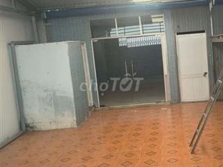 kho rộng thoáng, sáng sủa, hẻm 5 tấn