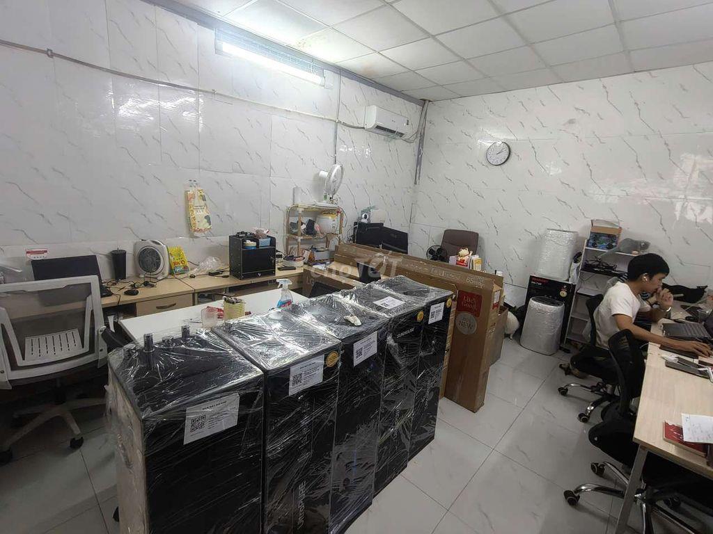 kho rộng thoáng, sáng sủa, hẻm 5 tấn