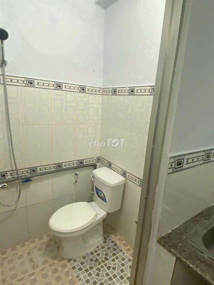 Cần cho thuê phòng trọ đường Nguyễn Thái Sơn gần ĐH Văn Lang