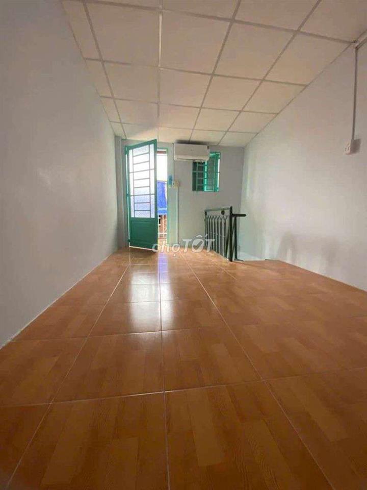 Cần cho thuê phòng trọ đường Nguyễn Thái Sơn gần ĐH Văn Lang