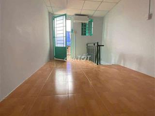 Cần cho thuê phòng trọ đường Nguyễn Thái Sơn gần ĐH Văn Lang