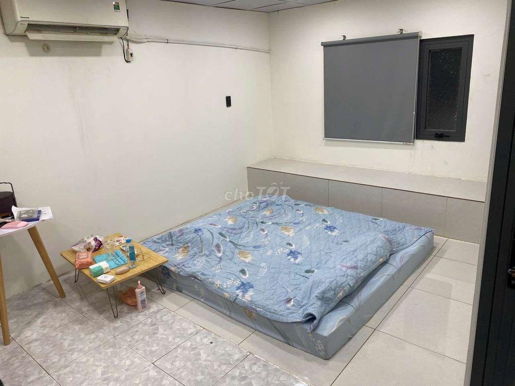 Nhà bán chỉnh chủ gần ngã tư tô ký