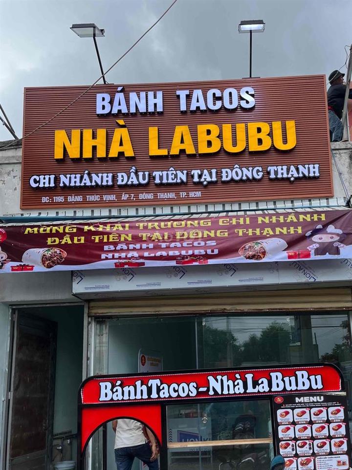 SANG QUÁN BÁNH TACOS