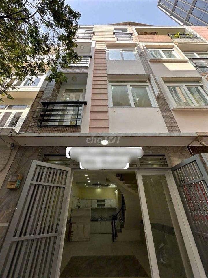 Nhà đẹp trung tâm phú nhuận 