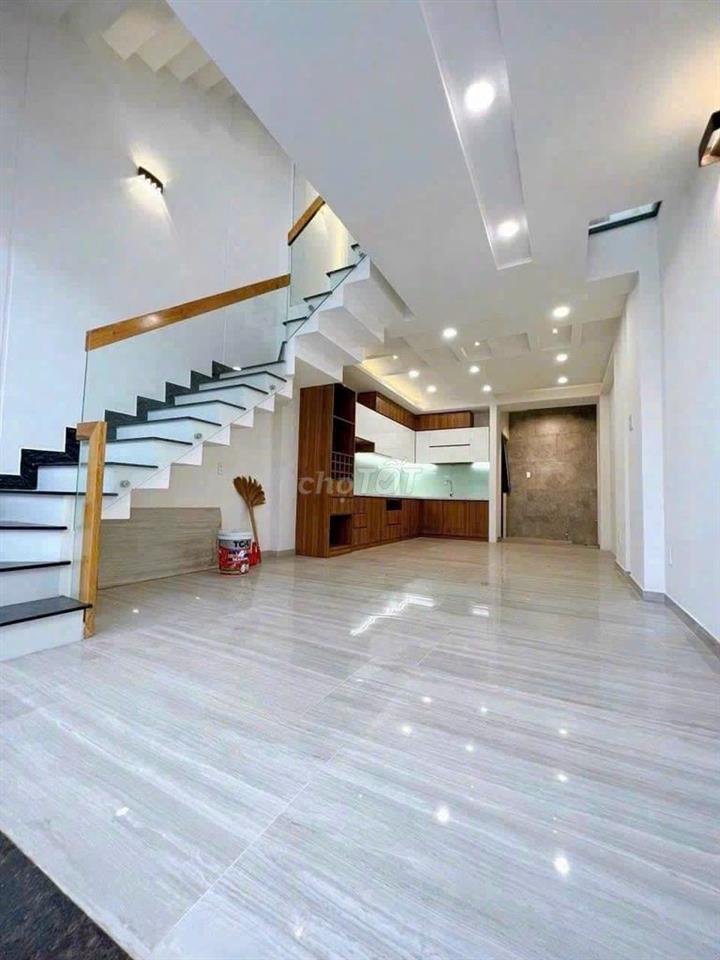 Cho thuê nhà MT 18A Trường Sơn, Phường 15, Quận 10 
