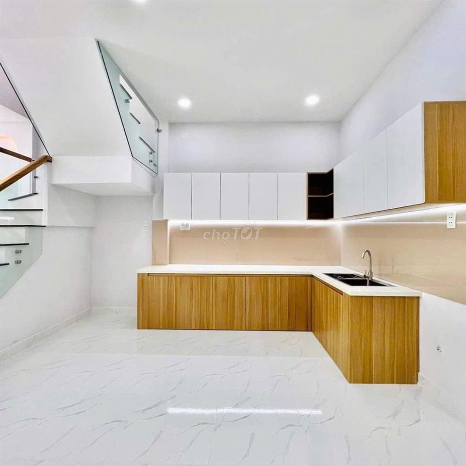 Cho thuê nhà HXT 491/6B Huỳnh Văn Bánh P.13, Q.Phú Nhuận.