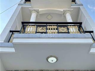 Cho thuê nhà HXH 108/6A Trần Quang Diệu, Phường 14, Quận 3