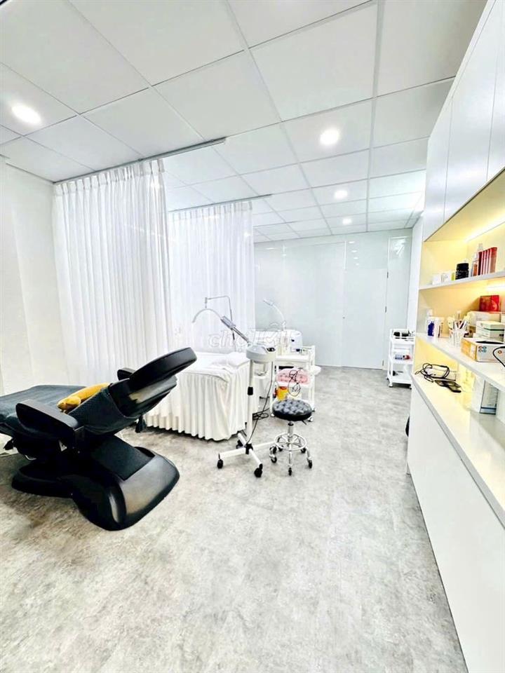 Cho thuê toà nhà MT 39A Đường Số 3, Cư xá Đô Thành, Phường 4, Quận 3