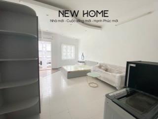 Pass gấp phòng ban công đầy đủ nội thất phường Phú Nhuận