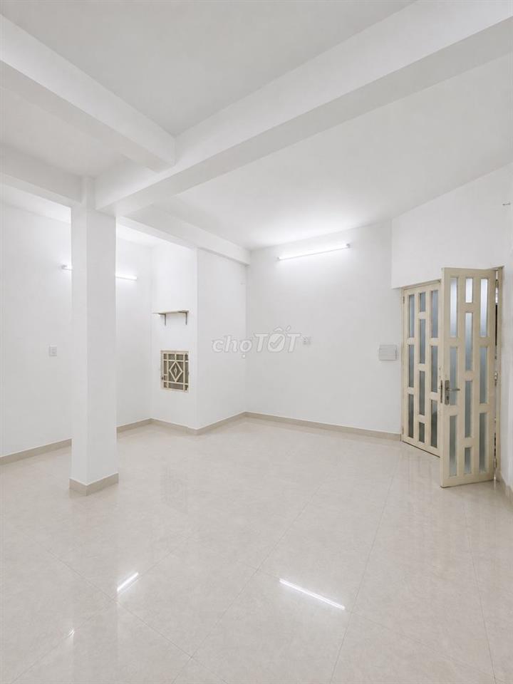 CHO THUÊ CĂN HỘ TẦNG TRỆT C/C 212A NGUYỄN TRÃI