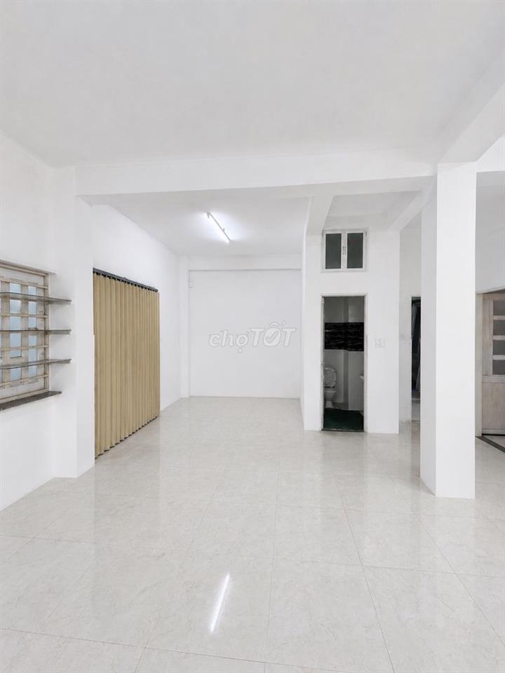 CHO THUÊ CĂN HỘ TẦNG TRỆT C/C 212A NGUYỄN TRÃI